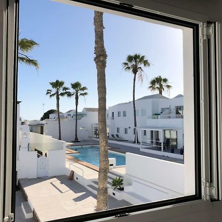 コスタ・テギセSea Breeze With Shared Pool And Near The Beachアパートメント エクステリア 写真